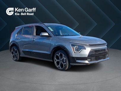 New 2025 Kia Niro EX Touring