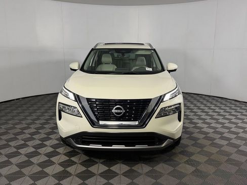 Used 2023 Nissan Rogue SL w/ SL Premium Package FWD image 5