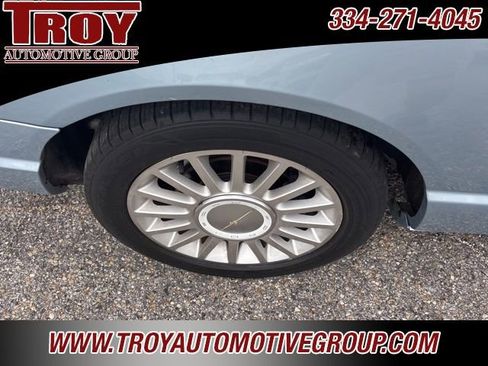 Used 2004 Ford Thunderbird image 17