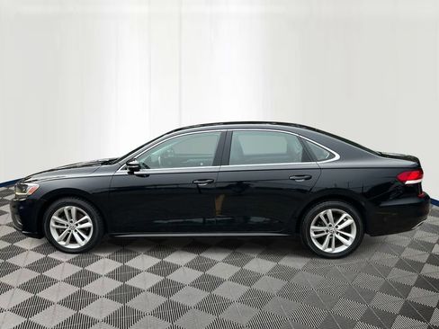 Used 2020 Volkswagen Passat 2.0T SE FWD image 2
