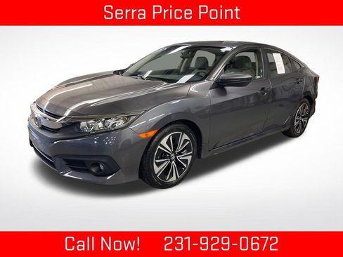 Used 2018 Honda Civic EX-T image 1