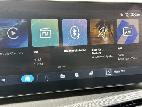 Used 2024 Hyundai Santa Fe SEL FWD image 28