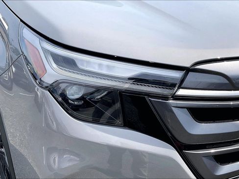 Certified 2026 Subaru Forester AWD/4WD image 28