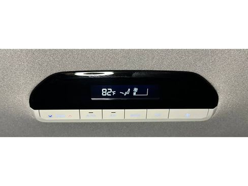 Used 2024 Kia EV9 Light Long Range image 38