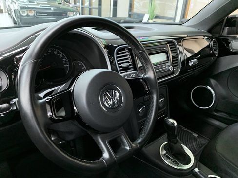 Used 2012 Volkswagen Beetle 2.5 FWD image 9