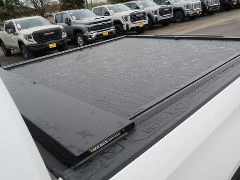 Used 2024 GMC Sierra 1500 Denali AWD/4WD image 38