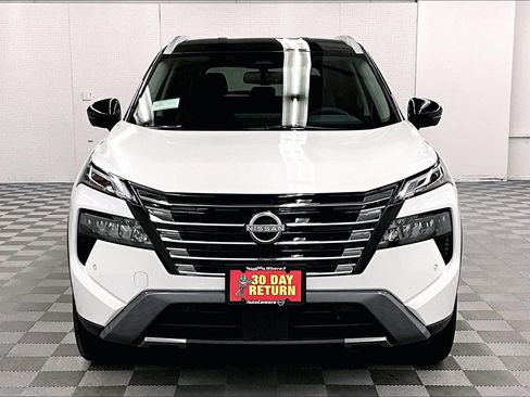 New 2025 Nissan Rogue SL image 48