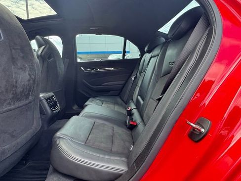 Used 2019 Cadillac CTS V w/ Luxury Package RWD image 11