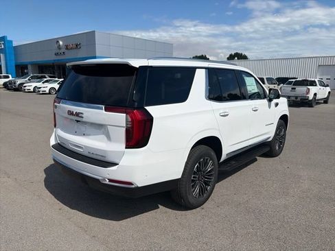 New 2026 GMC Yukon Elevation w/ LPO, Floor Liner Package AWD/4WD image 6