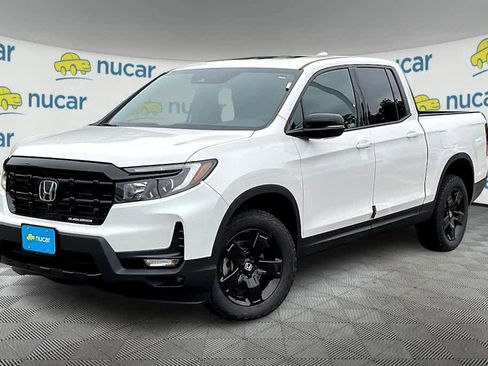 New 2026 Honda Ridgeline Black Edition image 3