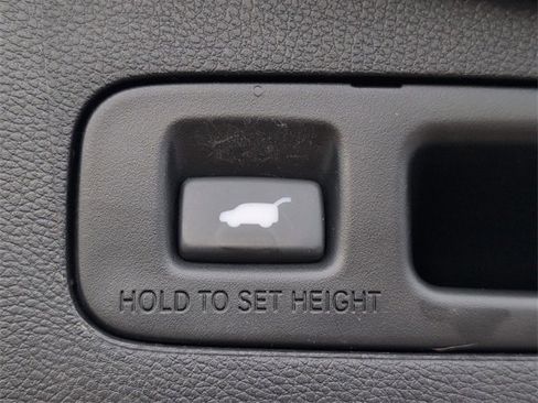 Used 2020 Honda CR-V Touring image 29