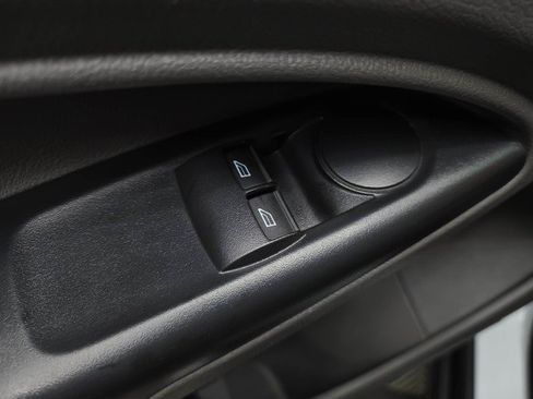 Used 2022 Ford Transit Connect XL FWD image 30