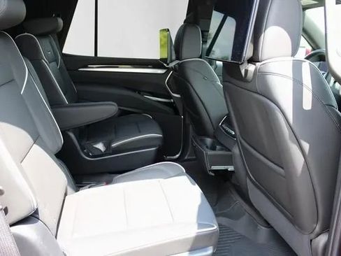 New 2025 Cadillac Escalade Premium Luxury w/ Touring Package image 21