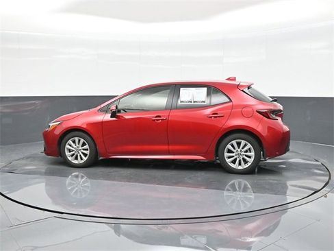 Certified 2025 Toyota Corolla SE image 5