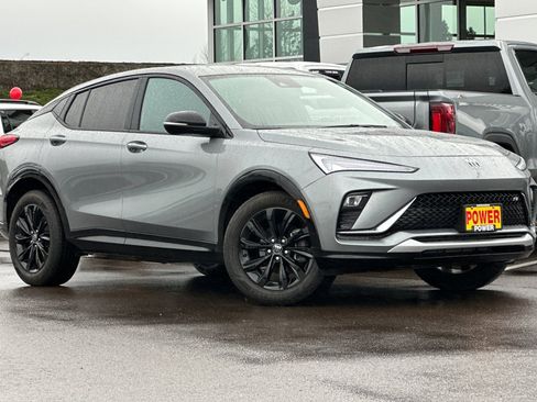 Used 2024 Buick Envista Sport Touring w/ Convenience I Package image 2