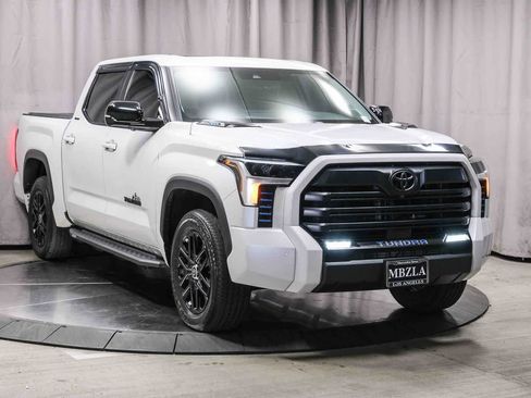 Used 2024 Toyota Tundra Limited AWD/4WD image 5