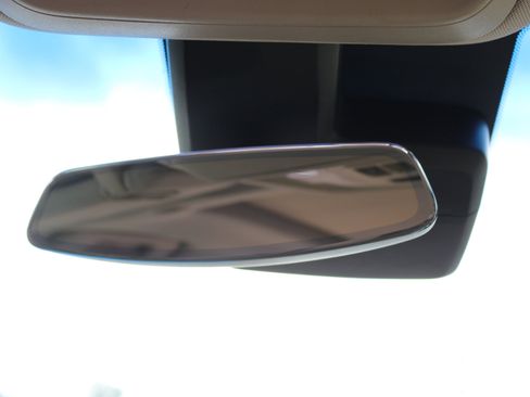 Used 2016 Cadillac XTS Luxury w/ Driver Awareness Package image 47