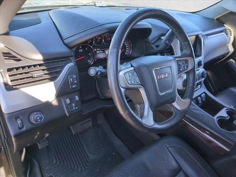 Used 2016 GMC Yukon XL SLT w/ Open Road Package image 10