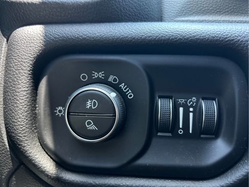 Certified 2019 RAM 1500 Laramie AWD/4WD image 25