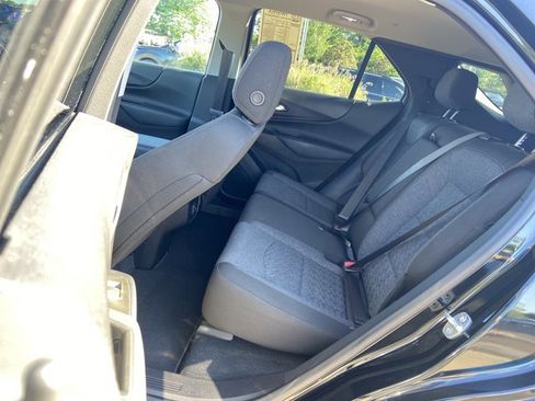 Used 2023 Chevrolet Equinox LT FWD image 16