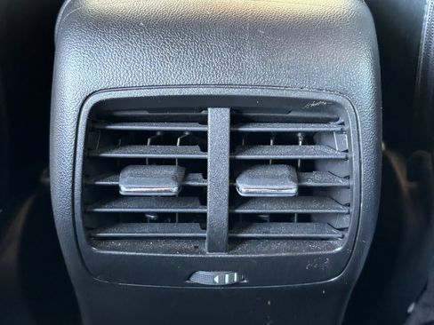 Used 2025 Ford Escape ST-Line FWD image 18