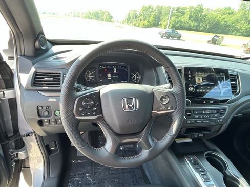 Used 2023 Honda Passport TrailSport image 22
