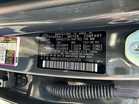 Used 2025 Hyundai Kona Limited FWD image 19