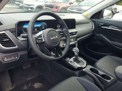 New 2026 Kia Seltos EX image 7