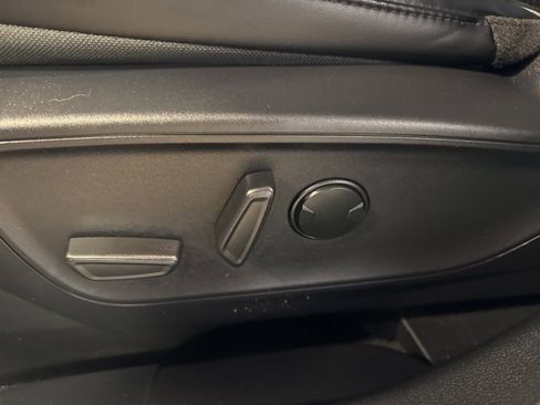 Used 2025 Ford Escape ST-Line AWD/4WD image 22