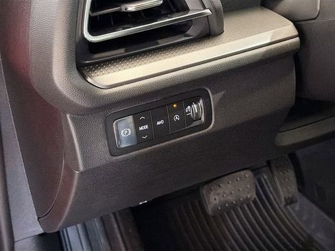 New 2026 Chevrolet Traverse LT w/ Enhanced Driving Package image 10