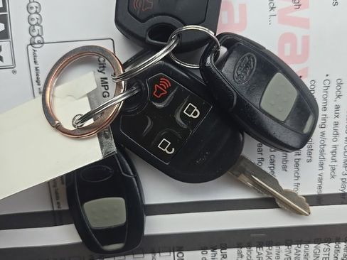 Used 2012 Ford F150 XLT w/ XLT Chrome Pkg image 34