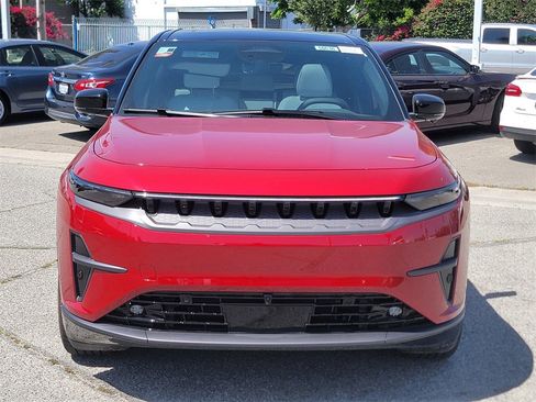 New 2025 Jeep Wagoneer S Limited image 2