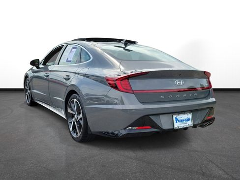 Used 2021 Hyundai Sonata SEL Plus w/ Tech Package FWD image 3
