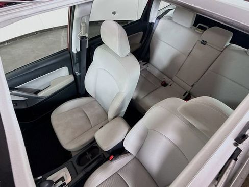 Used 2018 Subaru Forester 2.5i Premium w/ All-Weather Package AWD/4WD image 24