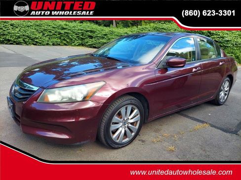 Used 2011 Honda Accord EX image 1