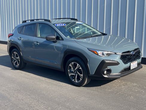 Certified 2024 Subaru Crosstrek 2.0i Premium w/ Crosstrek Mirror Package AWD/4WD image 8