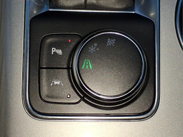 Used 2021 Chevrolet Blazer LT FWD image 21