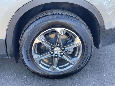 Used 2025 Chevrolet Blazer LT image 27