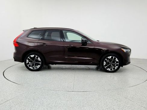 New 2026 Volvo XC60 B5 Plus w/ Climate Package image 4