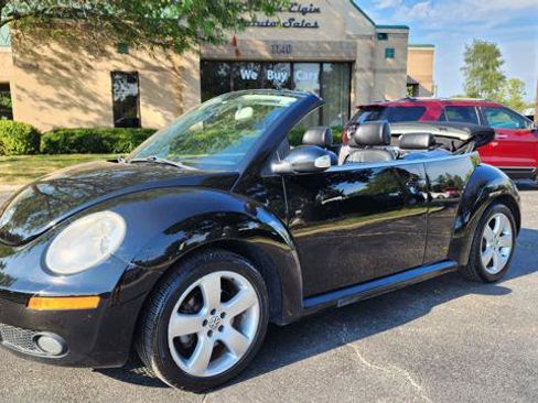 Used 2007 Volkswagen Beetle Convertible w/ Package 2 FWD image 13