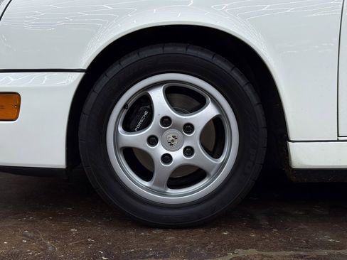 Used 1992 Porsche 911 Carrera image 4