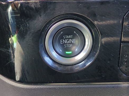 Used 2024 GMC Sierra 1500 Elevation w/ LPO, Elevation Black Package image 31