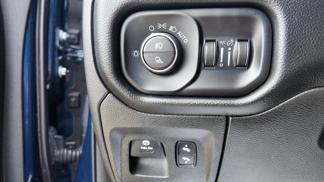 Used 2019 RAM 1500 Big Horn AWD/4WD image 21