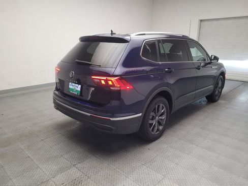 Used 2022 Volkswagen Tiguan SE FWD image 9
