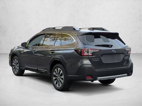 Used 2025 Subaru Outback Touring w/ Popular Package #2 AWD/4WD image 7