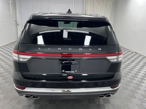 Used 2025 Lincoln Aviator AWD image 7