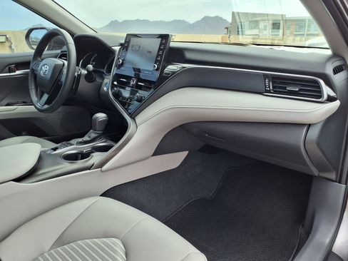 Used 2024 Toyota Camry SE w/ Audio Upgrade Package FWD image 10