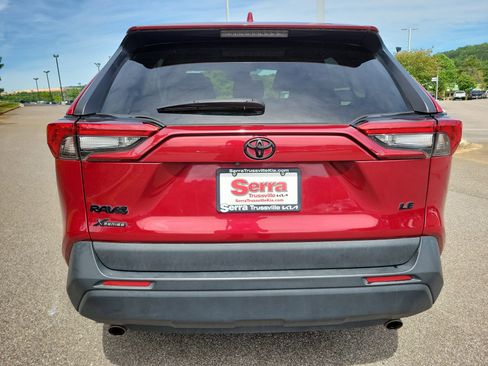 Used 2024 Toyota RAV4 LE FWD image 22