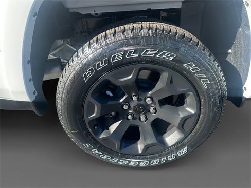 New 2026 RAM 1500 Big Horn w/ Night Edition image 10