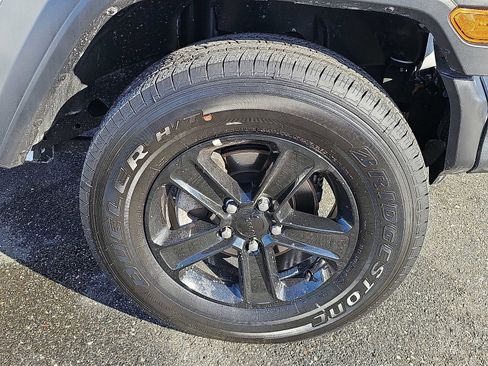 Used 2022 Jeep Wrangler Unlimited Sport image 8